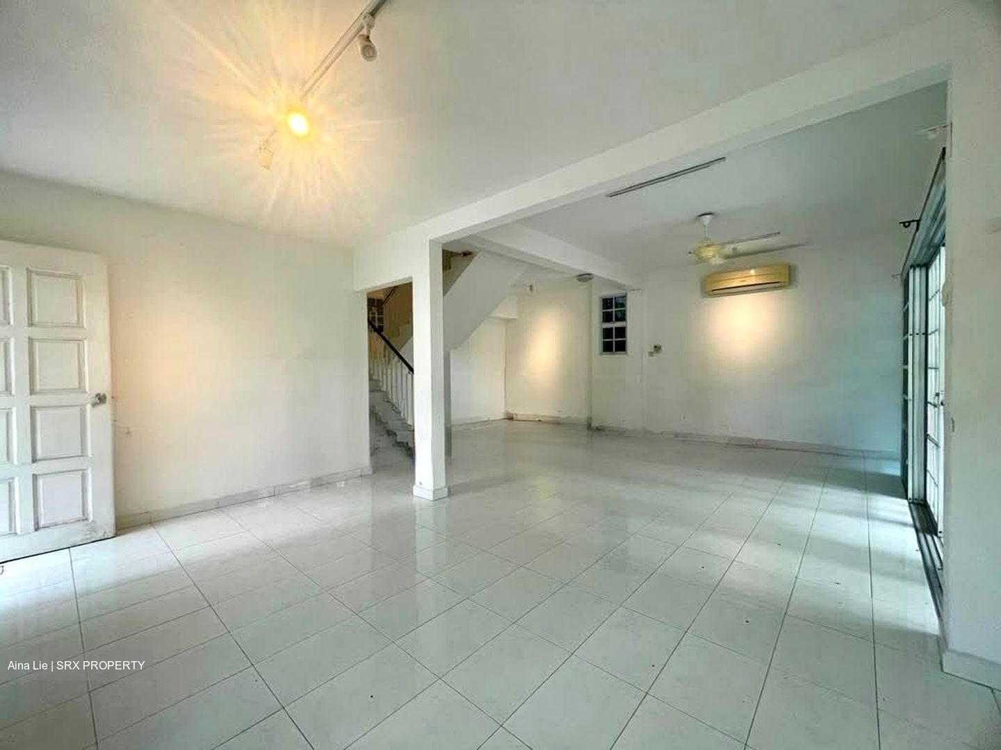 Commonwealth Avenue West (D5), Detached #543063161